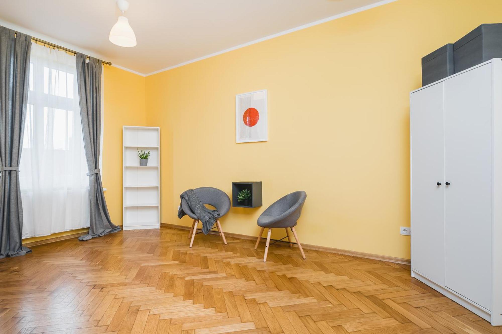 Modern Urban Escape - Old Town Apartment - By Upstairs Kraków Zewnętrze zdjęcie